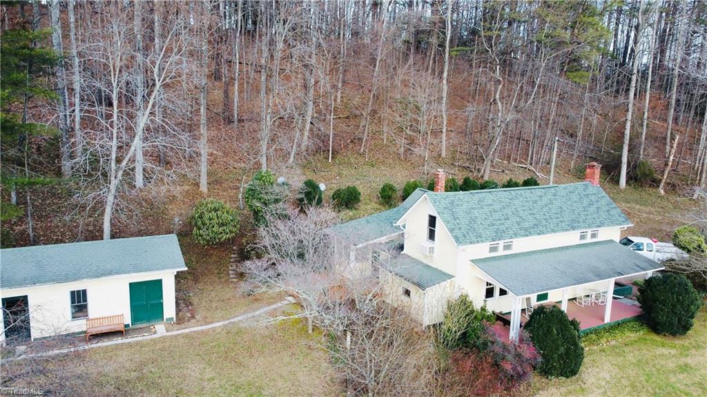 650 Carson Creek Road Lowgap, NC 27024 - Photo 5 of 39