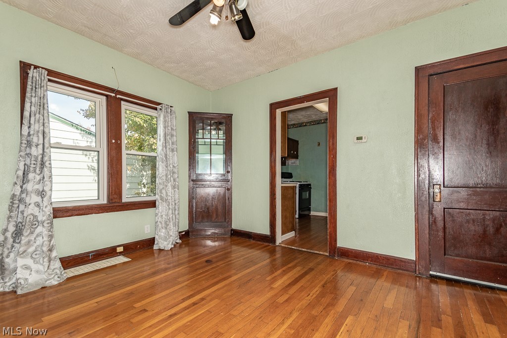 4351 Fulton Road Cleveland, OH 44144 - Photo 15 of 31 Gallery Image 15