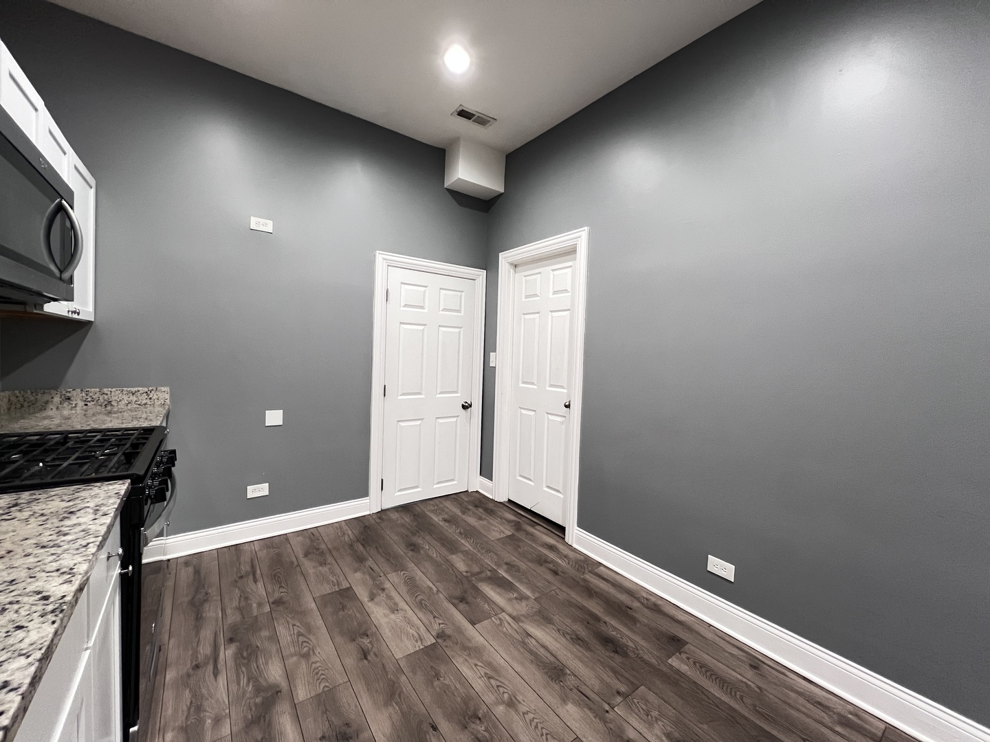 7057 South Normal Boulevard, Unit 2 Chicago, IL 60621 - Photo 14 of 46