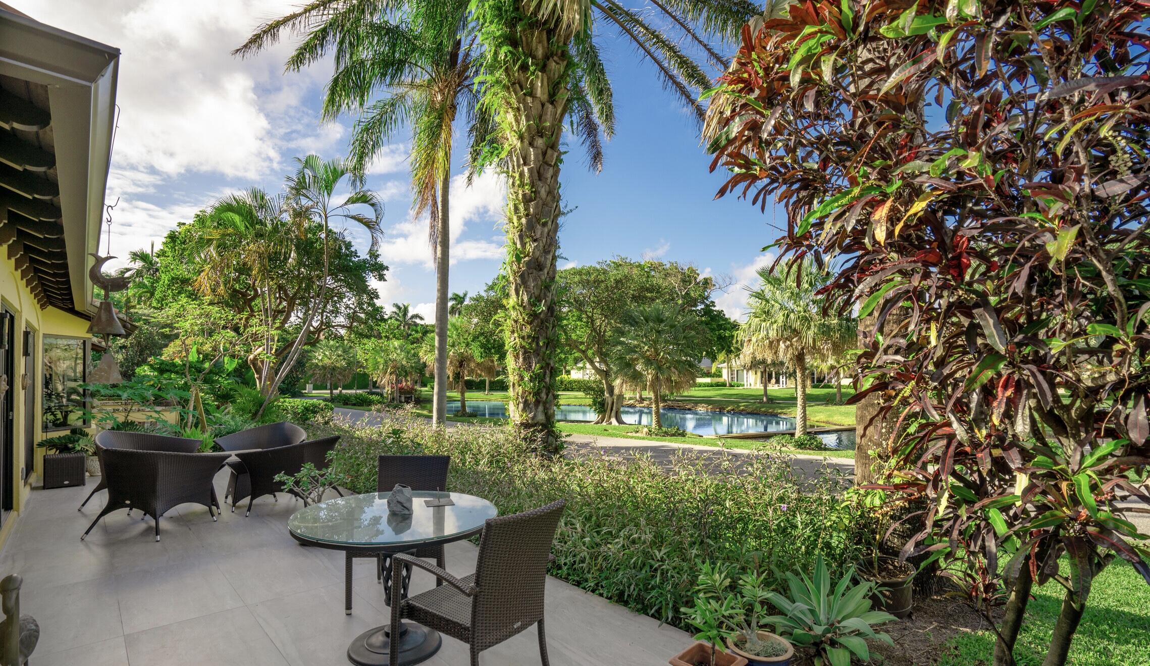 10 Little Pond Road Manalapan, FL 33462 - Photo 3 of 27 fullsizeoutput_1a9