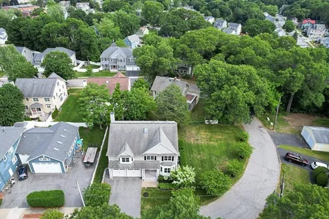$2,399,000 | 49 Sheridan Circle, Winchester, MA 01890