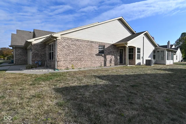 $250,000 | 1205 Whittington Drive, Brownsburg, IN 46112