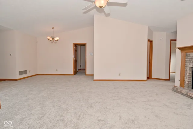 $250,000 | 1205 Whittington Drive, Brownsburg, IN 46112