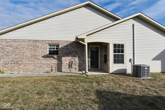 $250,000 | 1205 Whittington Drive, Brownsburg, IN 46112