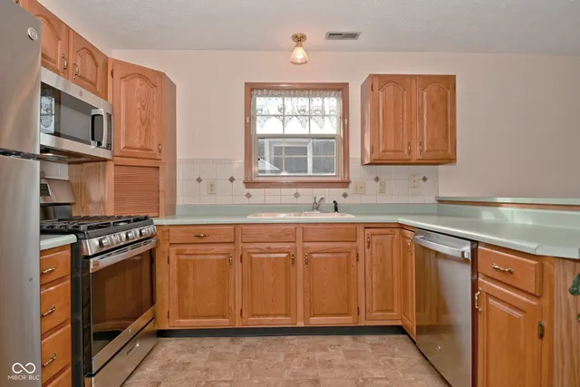 $250,000 | 1205 Whittington Drive, Brownsburg, IN 46112