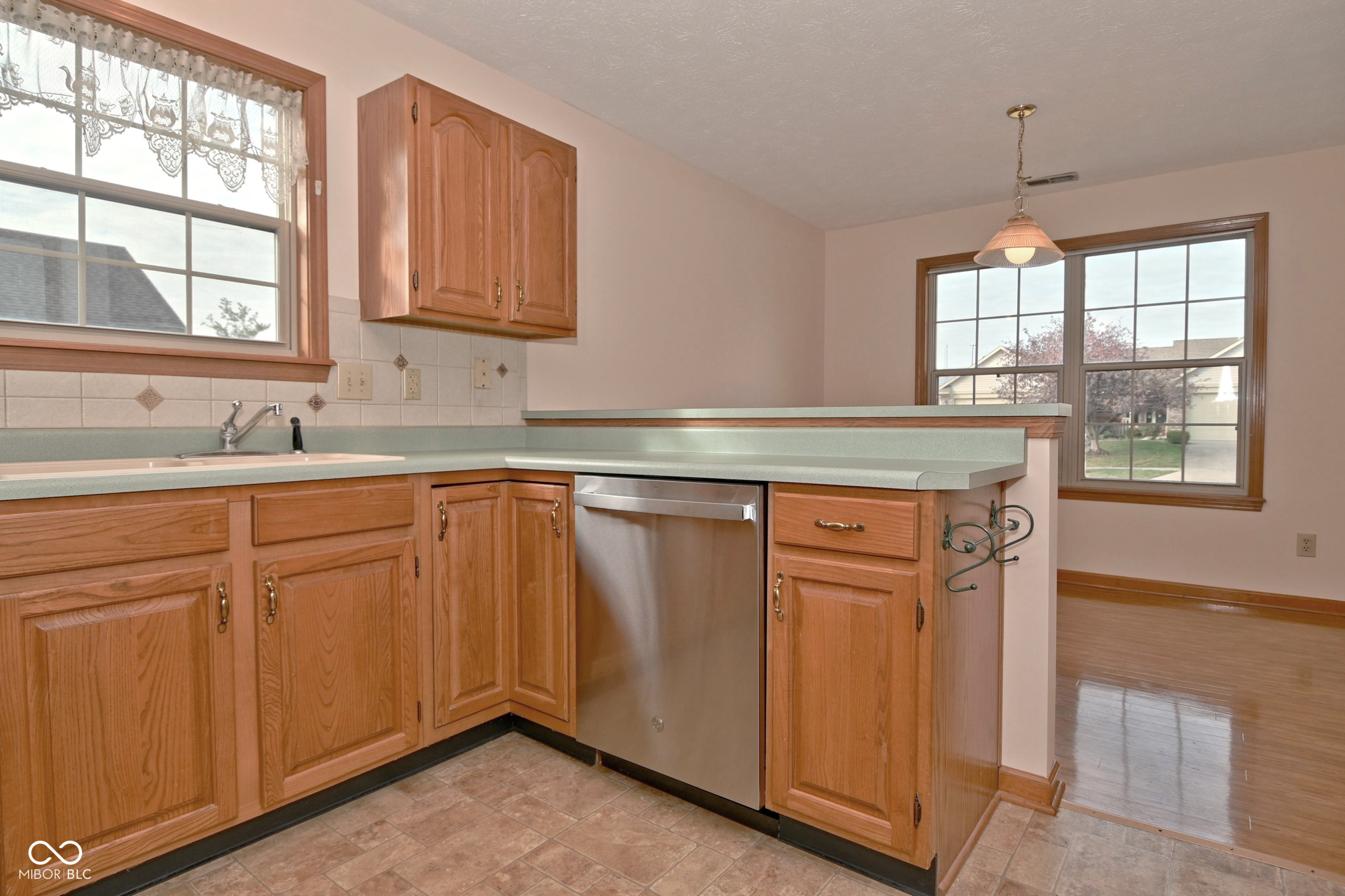 1205 Whittington Drive Brownsburg, IN 46112 - Photo 8 of 48