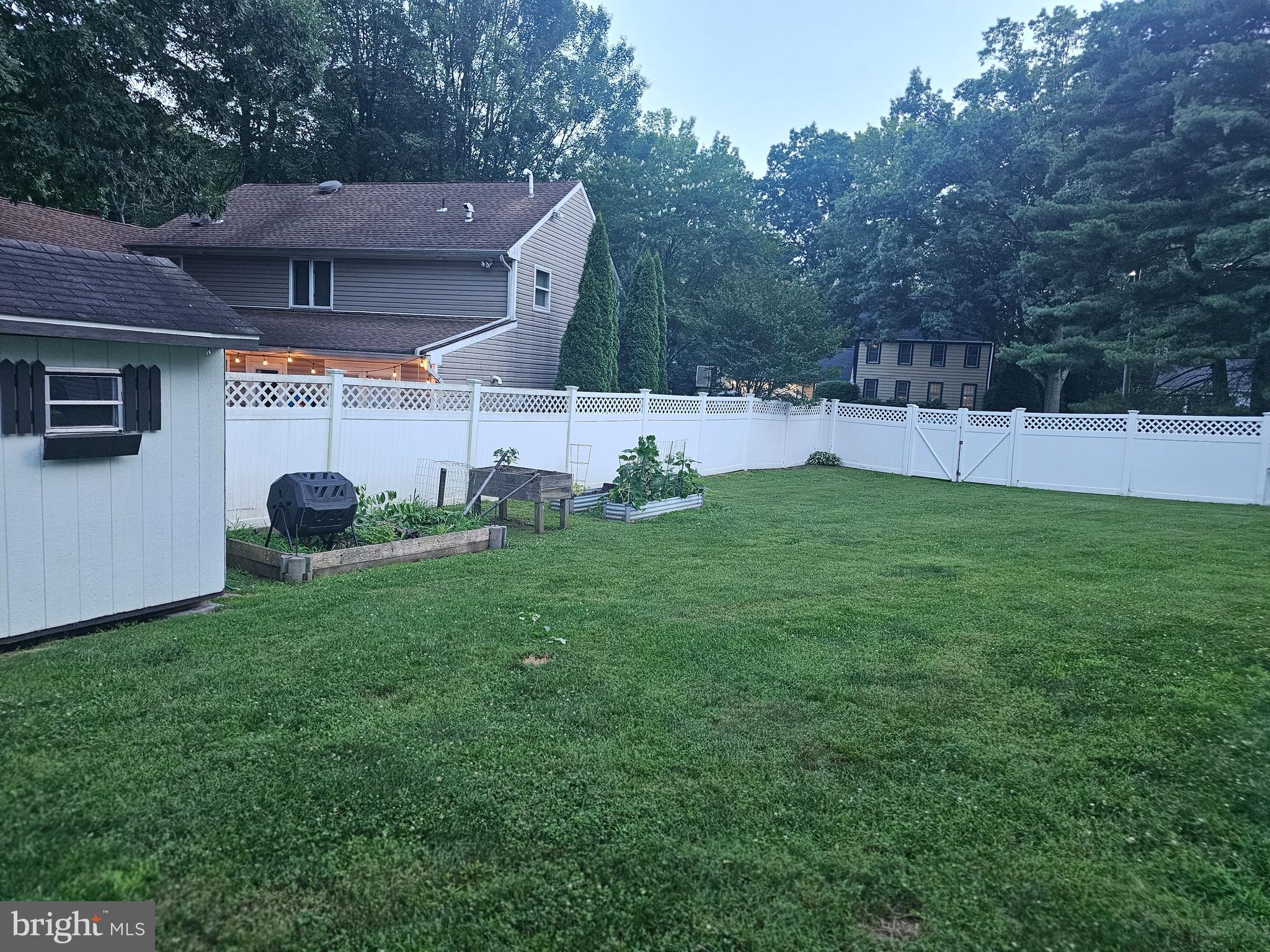 142 Fox Chase Drive Delran, NJ 08075 - Photo 25 of 26 a view of a backyard
