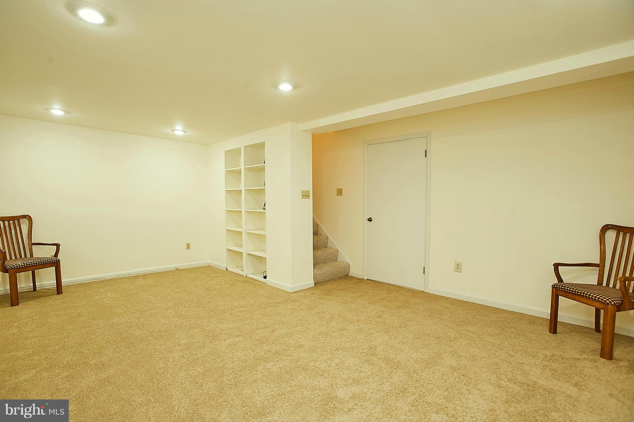 8567 Tyrolean Way Springfield, VA 22153 - Photo 23 of 29 a view of empty room