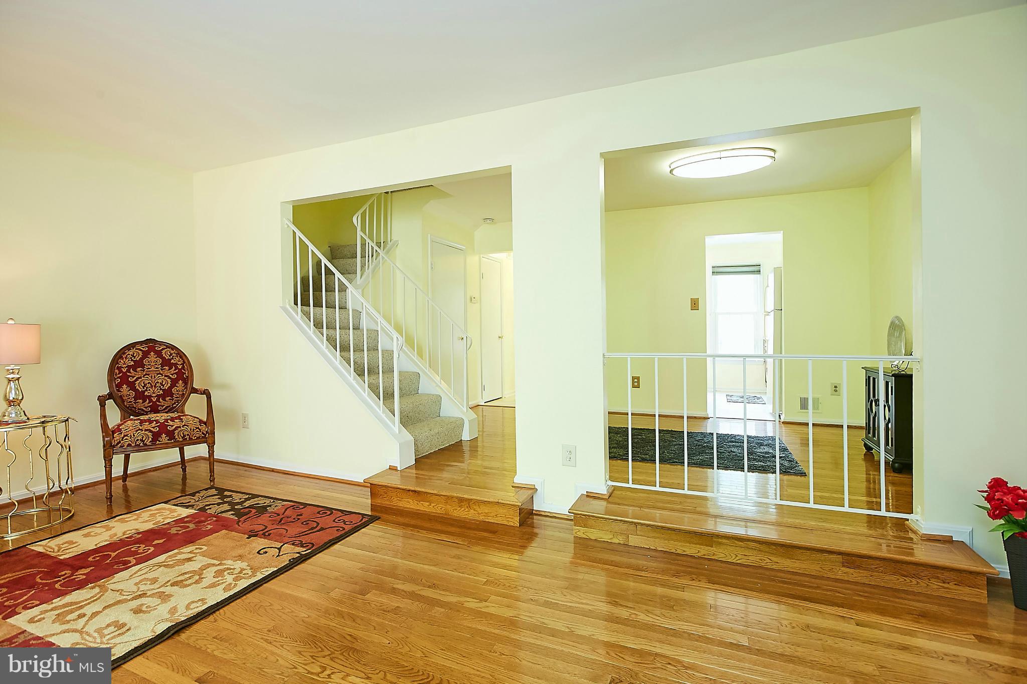 8567 Tyrolean Way Springfield, VA 22153 - Photo 10 of 29 a view of a living room and bathroom
