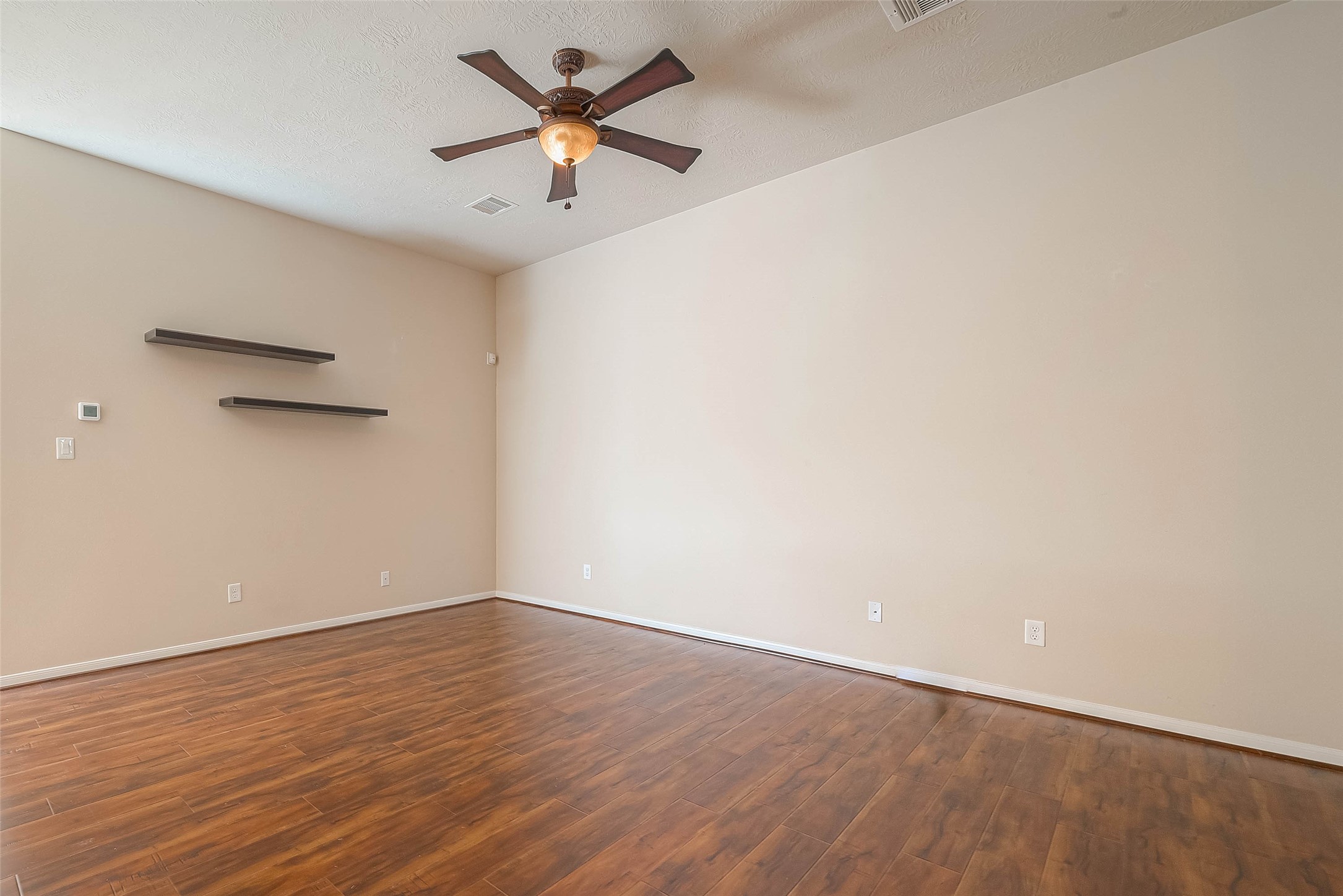 18903 Pinewood Point Lane Tomball, TX 77377 - Photo 10 of 48