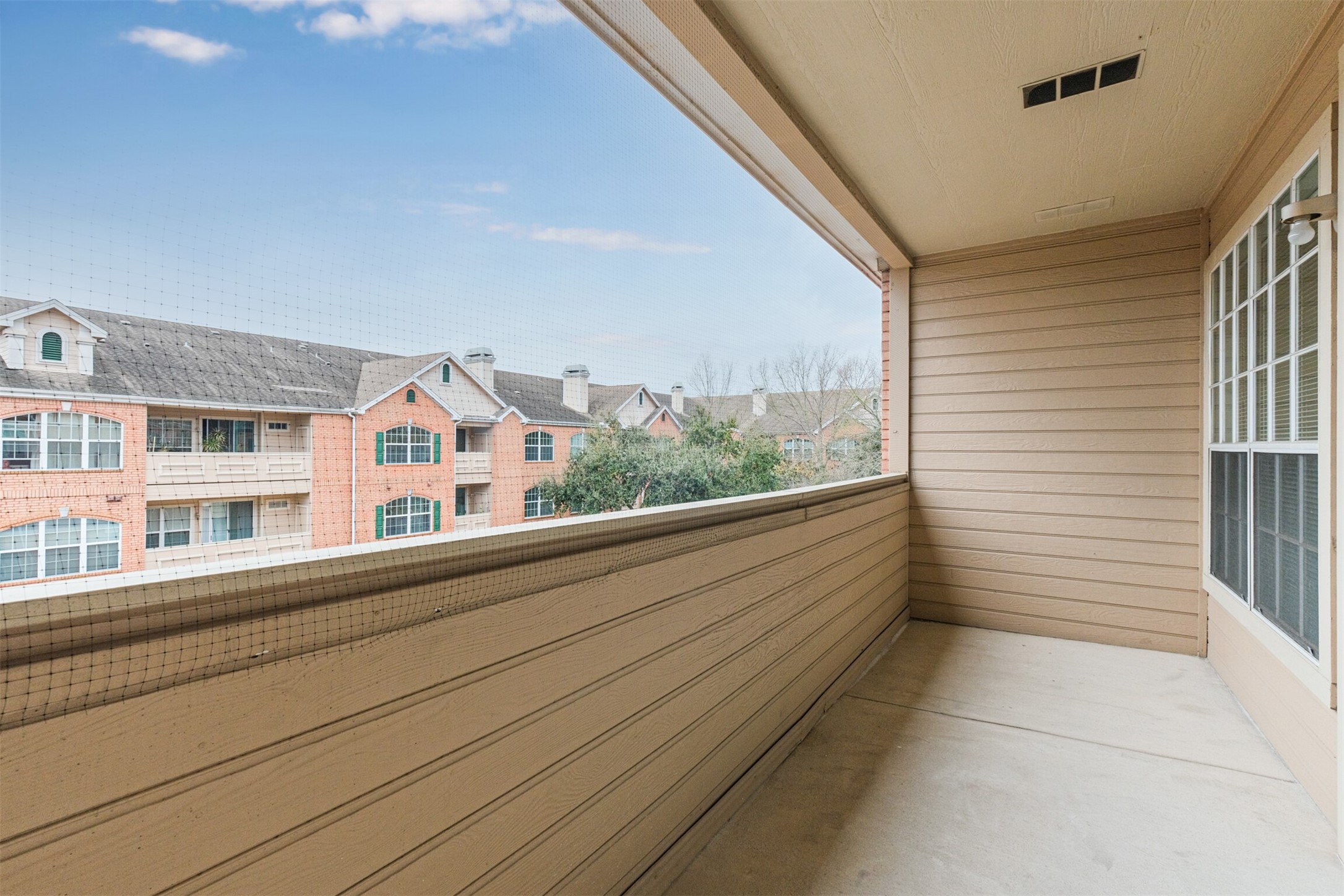 2111 Welch Street, Unit B304 Houston, TX 77019 - Photo 24 of 37