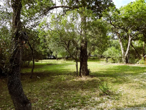 $219,995 | 164 18th Street East, Lakehills, TX 78063