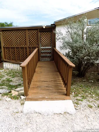 $219,995 | 164 18th Street East, Lakehills, TX 78063