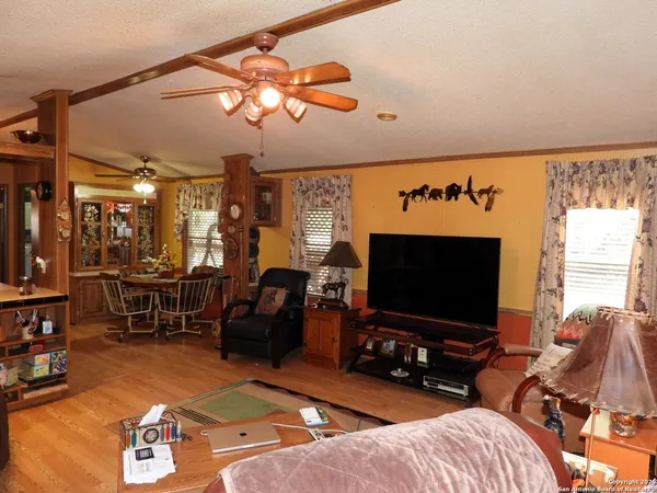 $219,995 | 164 18th Street East, Lakehills, TX 78063