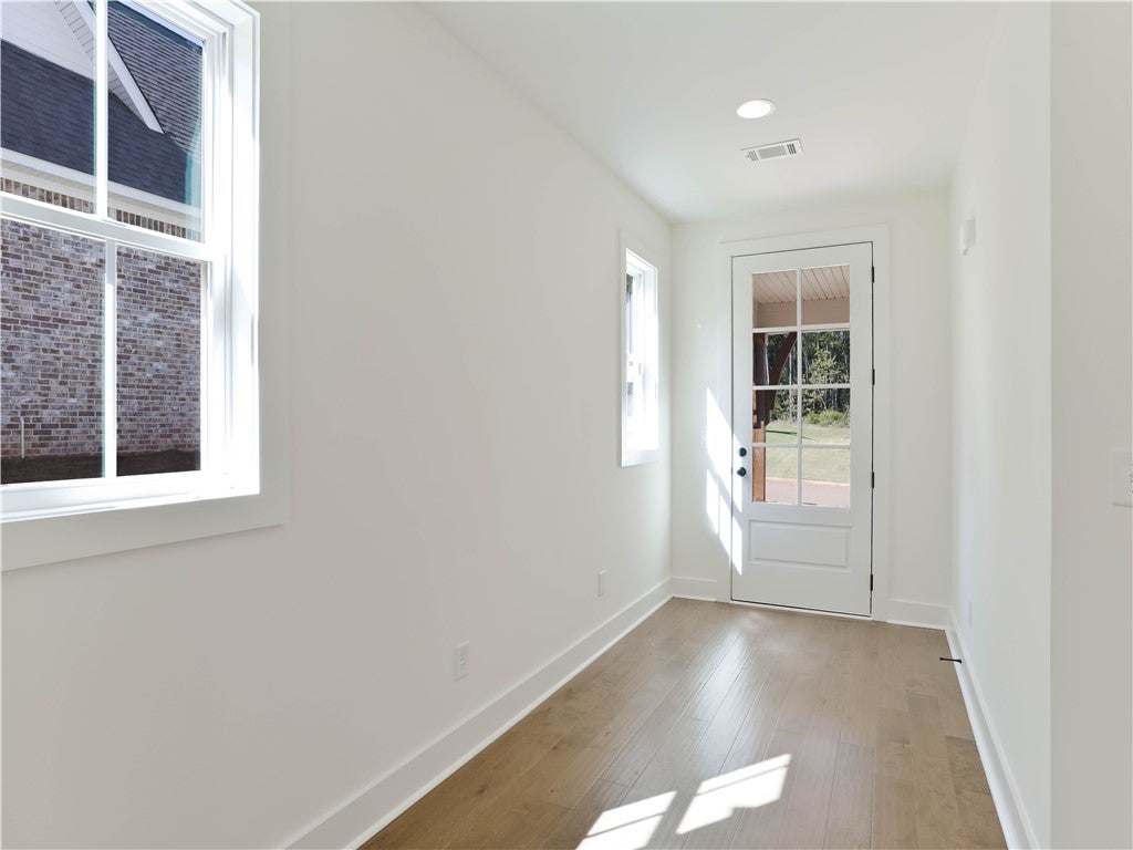 1214 Ruth Way Auburn, AL 36830 - Photo 4 of 33 Gallery Image 4