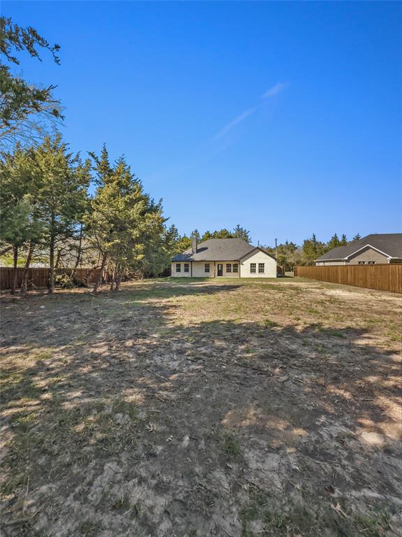 905 West Cardinal Street Ector, TX 75439 - Photo 15 of 16