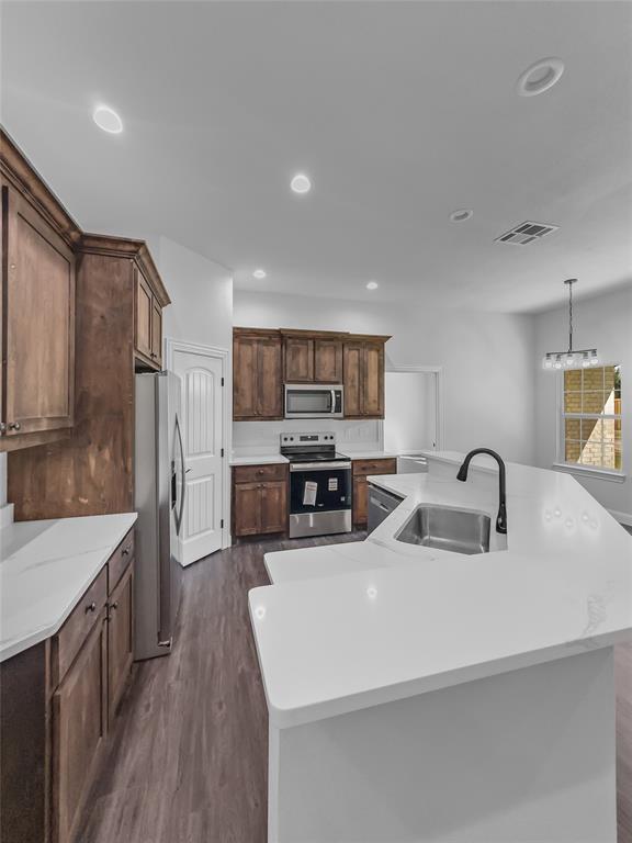 905 West Cardinal Street Ector, TX 75439 - Photo 6 of 16