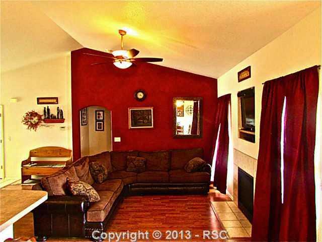8039 Buschborn Road Peyton, CO 80831 - Photo 7 of 23