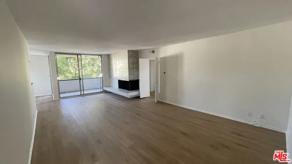 $3,500 | 9930 Durant Drive, Unit 4, Beverly Hills, CA 90212