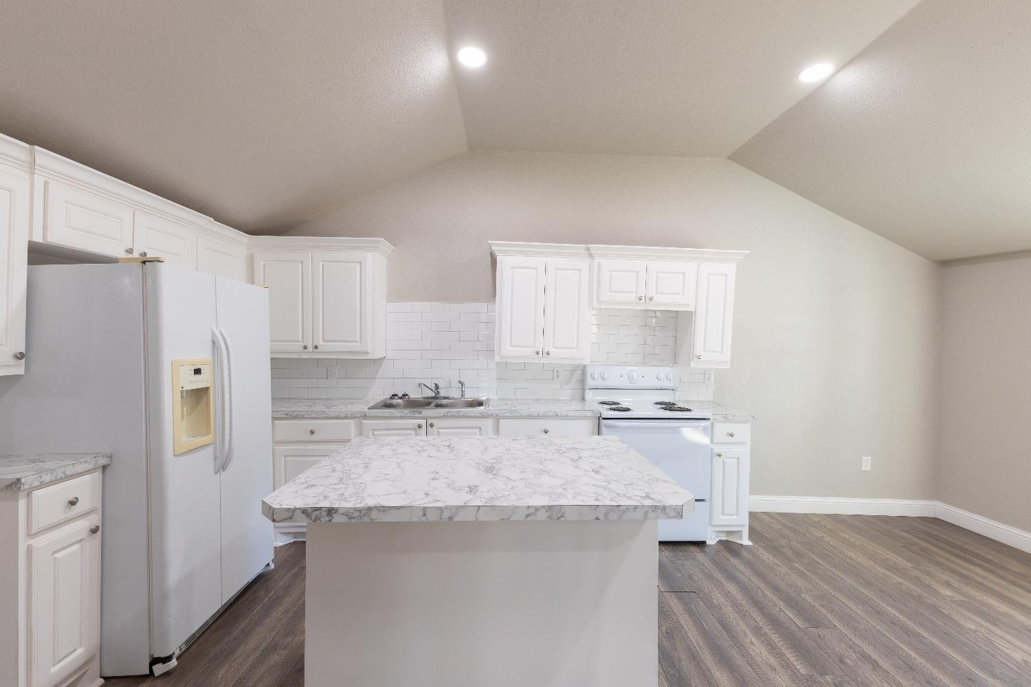 506 40th Street Lubbock, TX 79404 - Photo 5 of 17 Photo 5