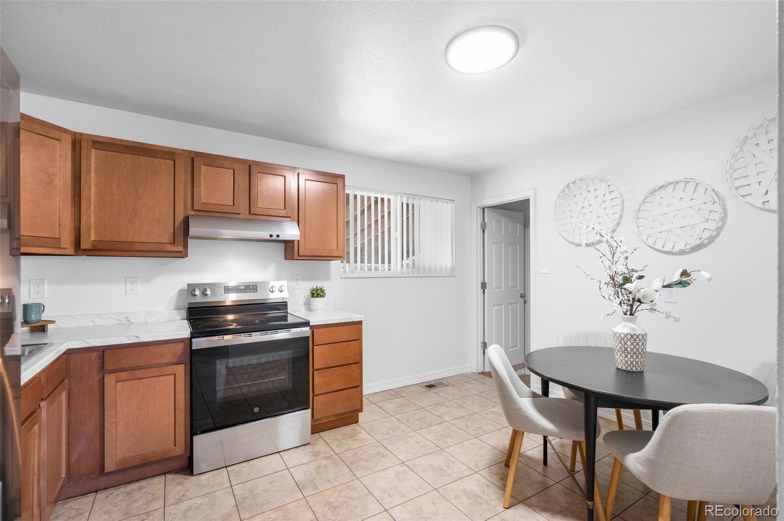 5355 Tulsa Way Denver, CO 80239 - Photo 10 of 31 Gallery Image 10