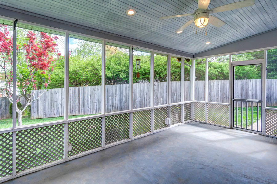 1013 Castleton Way Lexington, KY 40517 - Photo 53 of 53 124