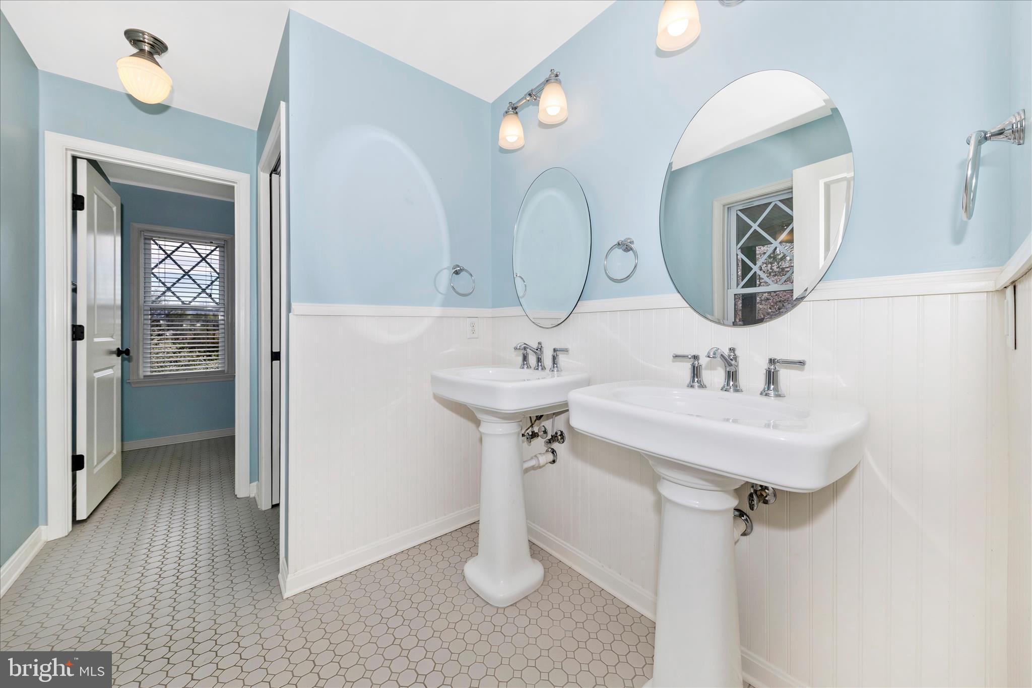 6735 Burkittsville Road Middletown, MD 21769 - Photo 40 of 98 Hall Bath