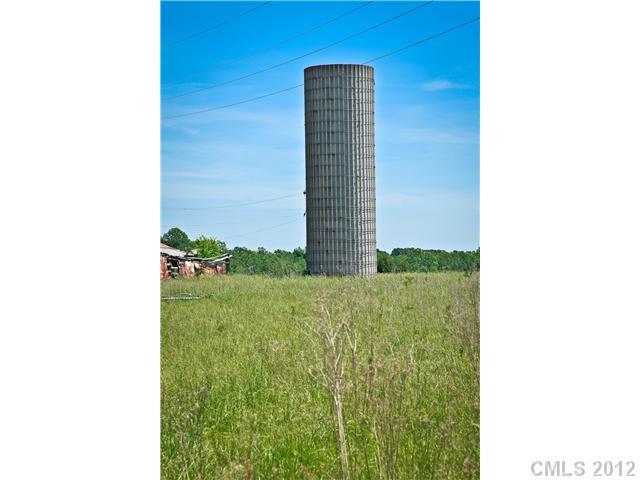 14512 Beatties Ford Road Huntersville, NC 28078 - Photo 5 of 16