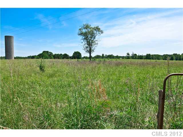 14512 Beatties Ford Road Huntersville, NC 28078 - Photo 6 of 16