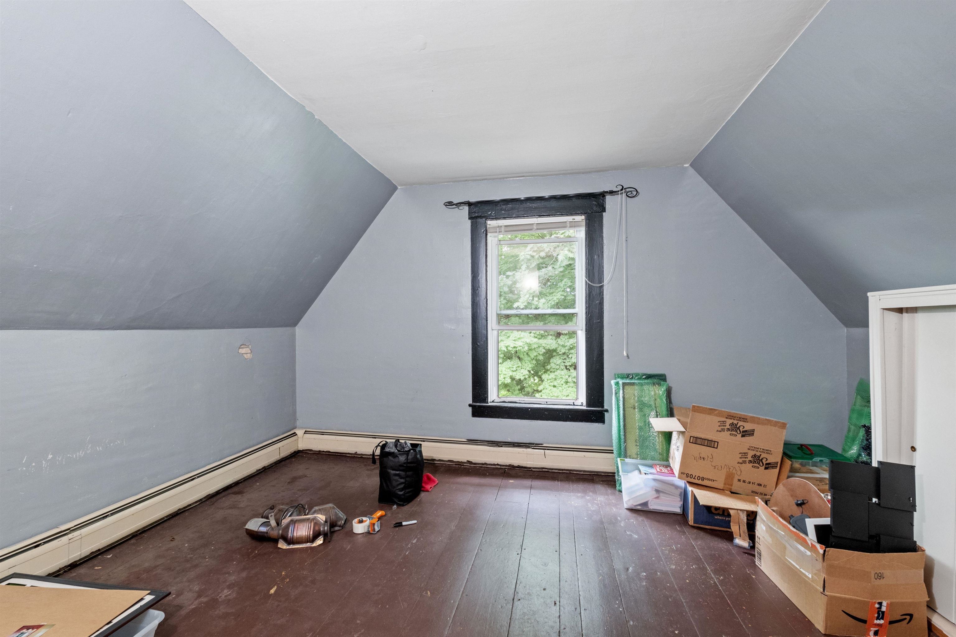 22 Russell Street Franklin, NH 03235 - Photo 11 of 40