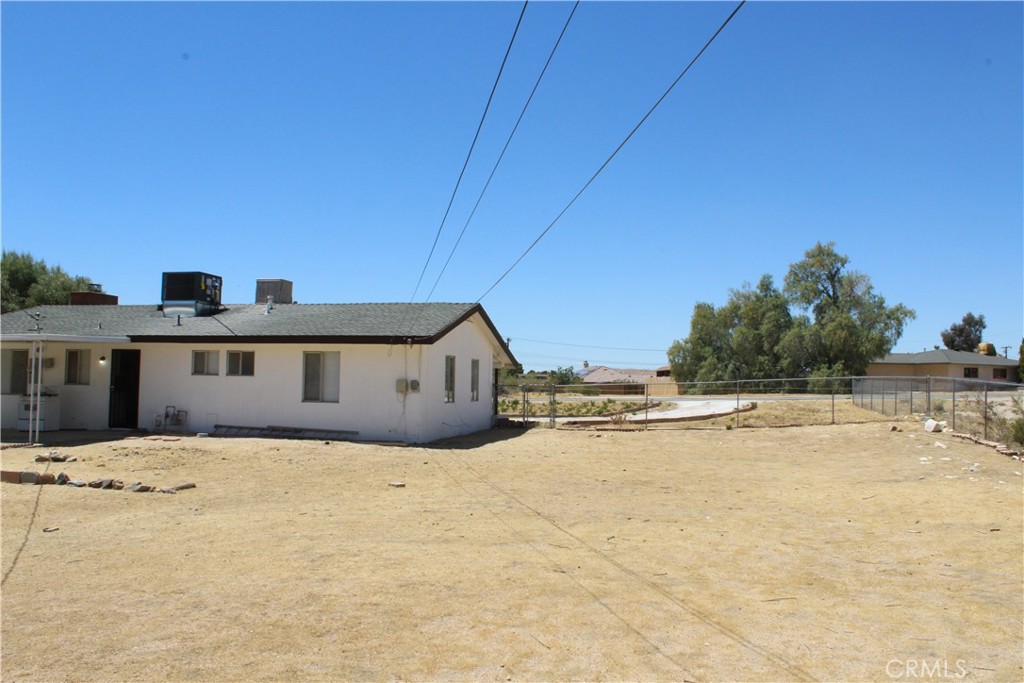 15975 Venango Road Apple Valley, CA 92307 - Photo 16 of 23 Backyard