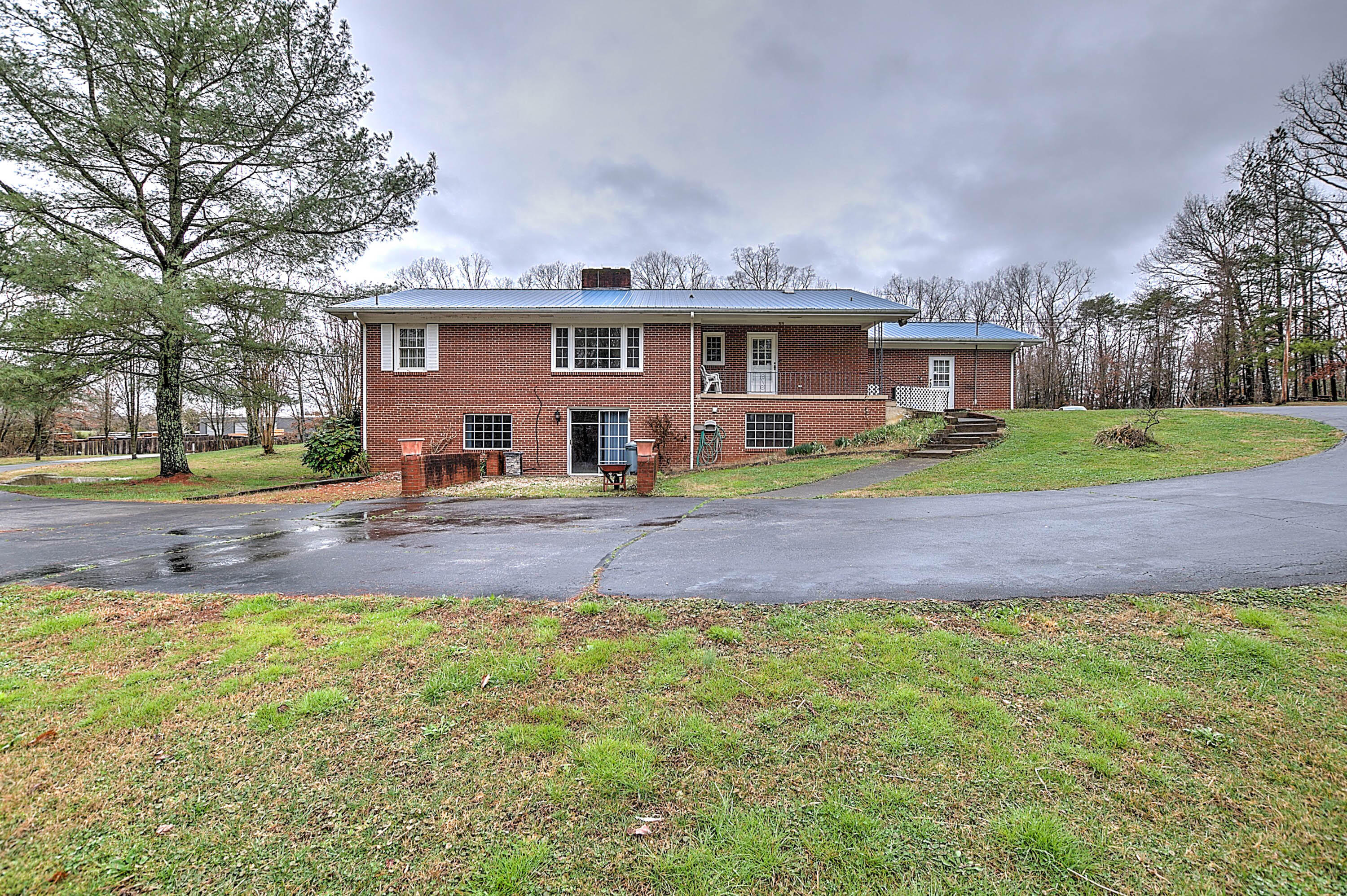11140 Baileyton Road Greeneville, TN 37745 - Photo 5 of 35 old Baileyton-34