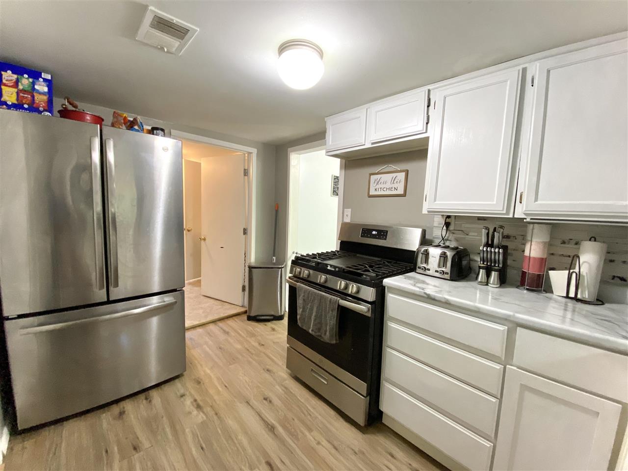 7298 Lapeer Road Davison, MI 48423 - Photo 18 of 29 50076900-17.JPG