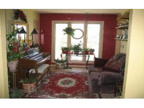 8855 South Gore Road Bloomington, IN 47403 - Photo 3 of 12 Gallery Image 3