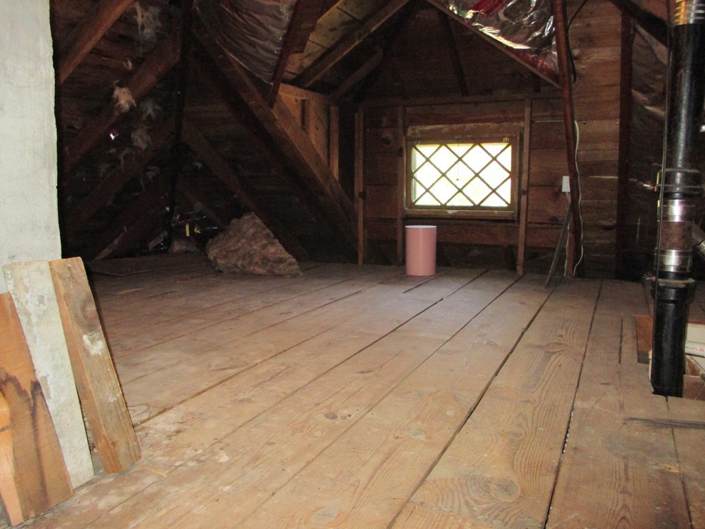 175 Union Street Walpole, MA 02032 - Photo 26 of 29 a view of outdoor space and window