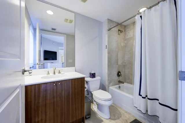 $1,600,000 | 2700 North Ocean Drive, Unit 306B, Riviera Beach, FL 33404