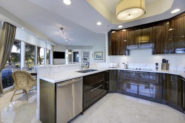 $1,600,000 | 2700 North Ocean Drive, Unit 306B, Riviera Beach, FL 33404