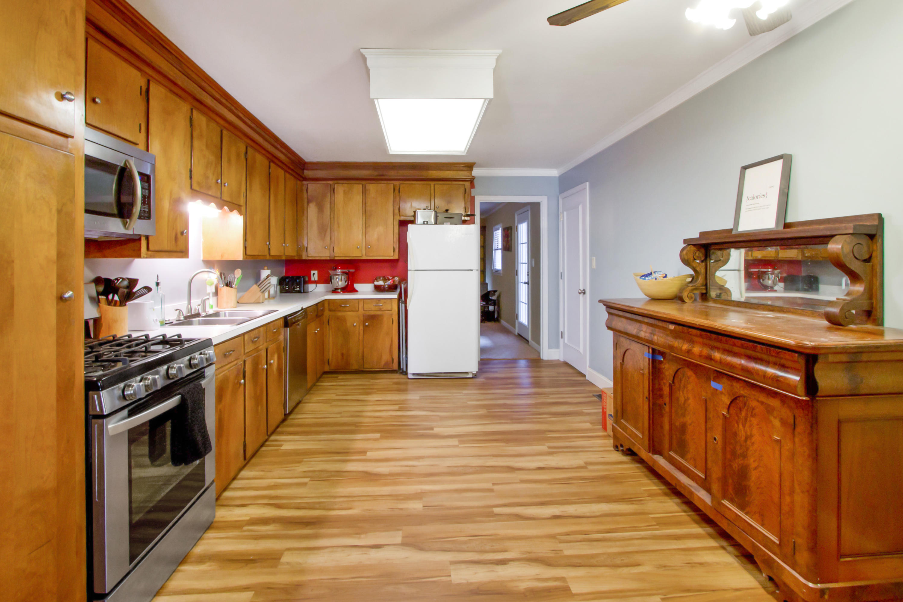 1414 Fort Johnson Road Charleston, SC 29412 - Photo 8 of 32 Lots of cabinets!