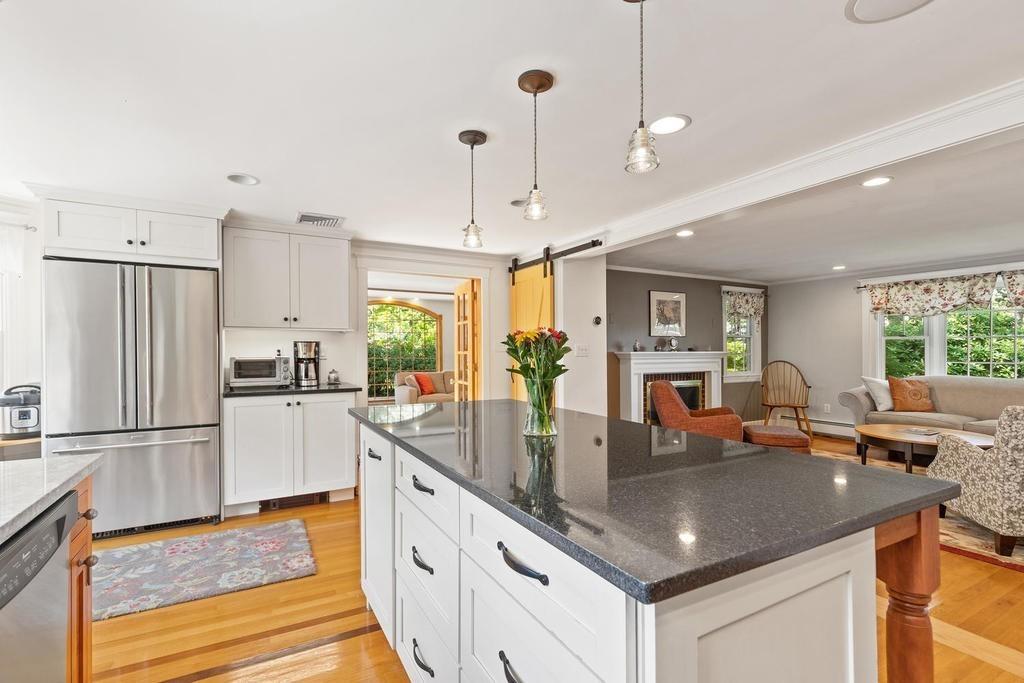 6 Lovell Road Arlington, MA 02474 - Photo 9 of 34 Gallery Image 9