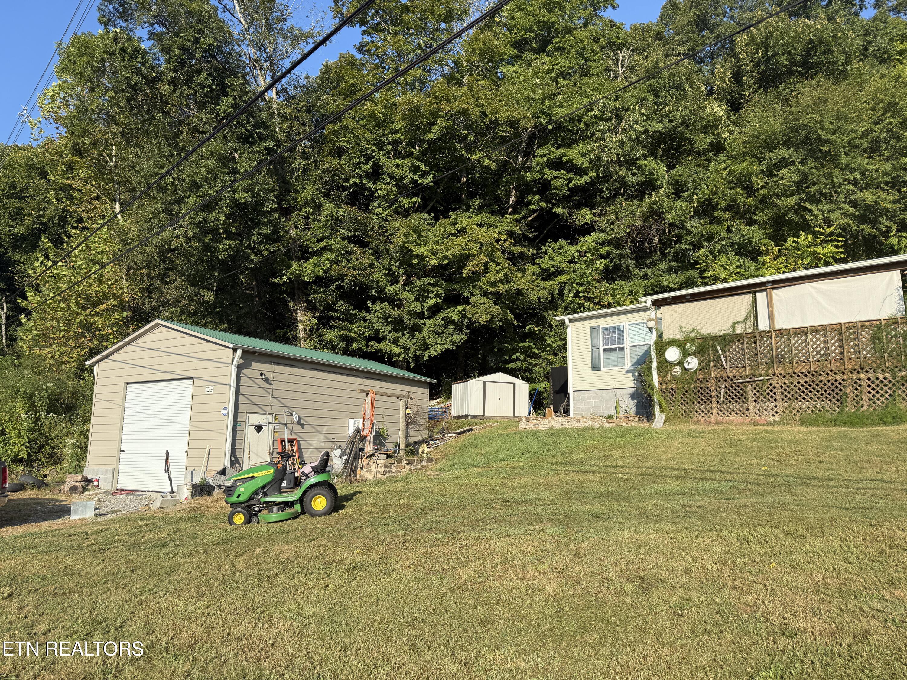 175 Tillery Road Powell, TN 37849 - Photo 2 of 14 IMG_9286