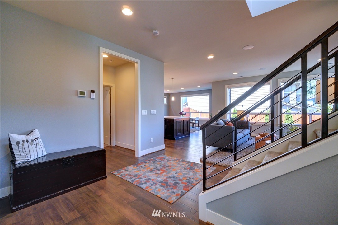 15 175th Place Southwest Bothell, WA 98012 - Photo 6 of 40 a living room with furniture