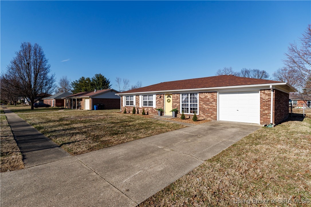 4604 Ruddell Road Jeffersonville, IN 47130 - Photo 2 of 33 Gallery Image 2