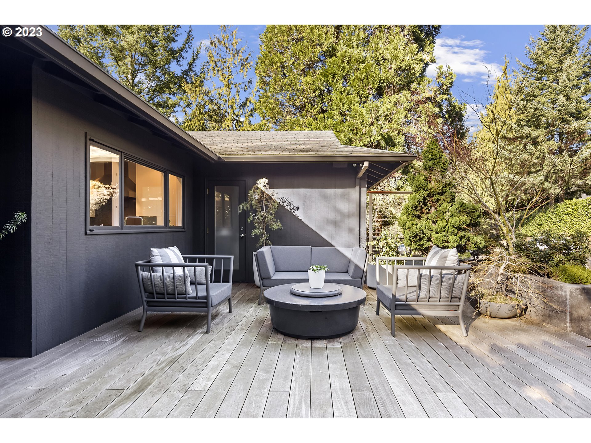 5011 Southwest Humphrey Park Road Portland, OR 97221 - Photo 29 of 32 Gallery Image 29