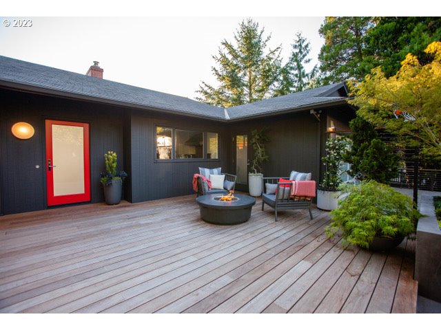 5011 Southwest Humphrey Park Road Portland, OR 97221 - Photo 31 of 32 Gallery Image 31