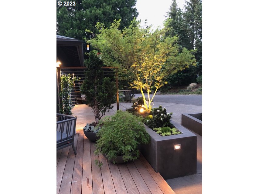 5011 Southwest Humphrey Park Road Portland, OR 97221 - Photo 32 of 32 Gallery Image 32