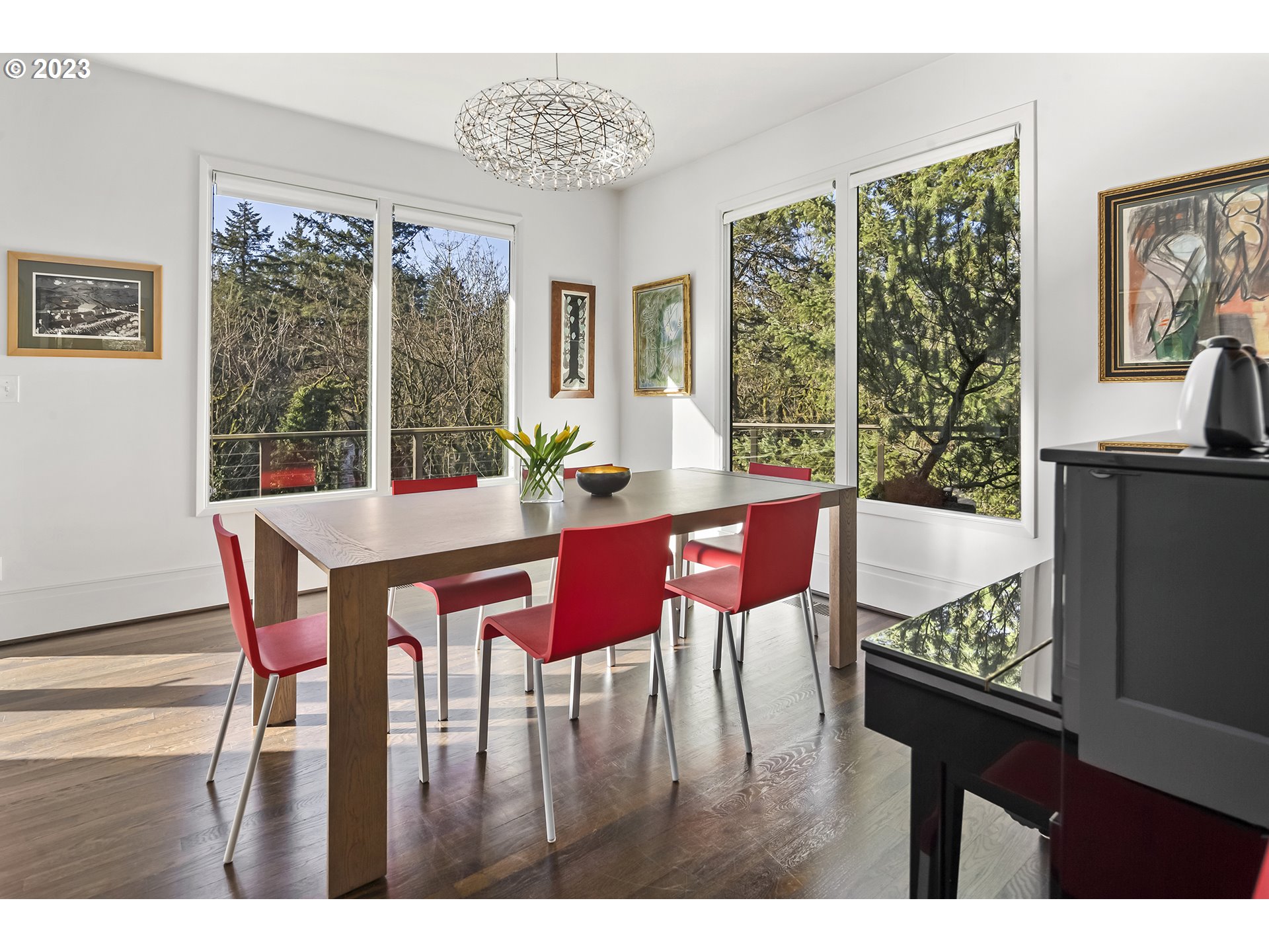 5011 Southwest Humphrey Park Road Portland, OR 97221 - Photo 6 of 32 Gallery Image 6