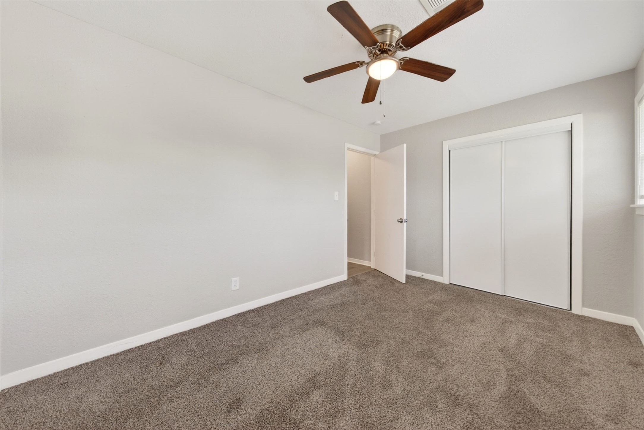 6718 Crosswell Street Houston, TX 77087 - Photo 22 of 29