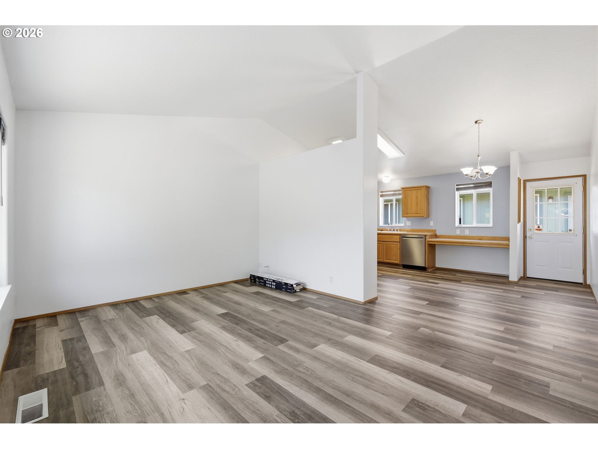 5530 E Street Springfield, OR 97478 - Photo 7 of 36 Gallery Image 7