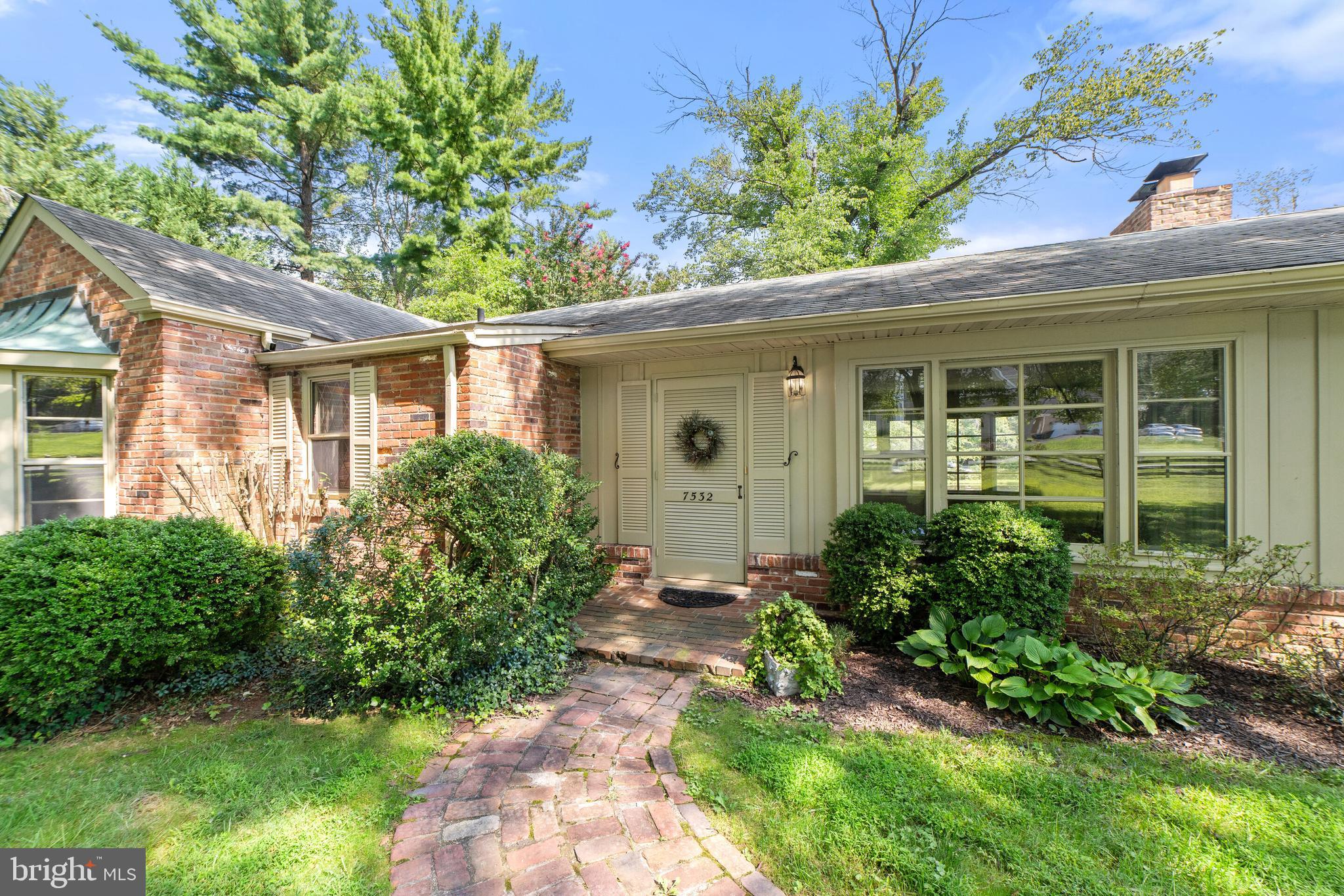 7532 Greenfield Road Annandale, VA 22003 - Photo 7 of 65 Gallery Image 7