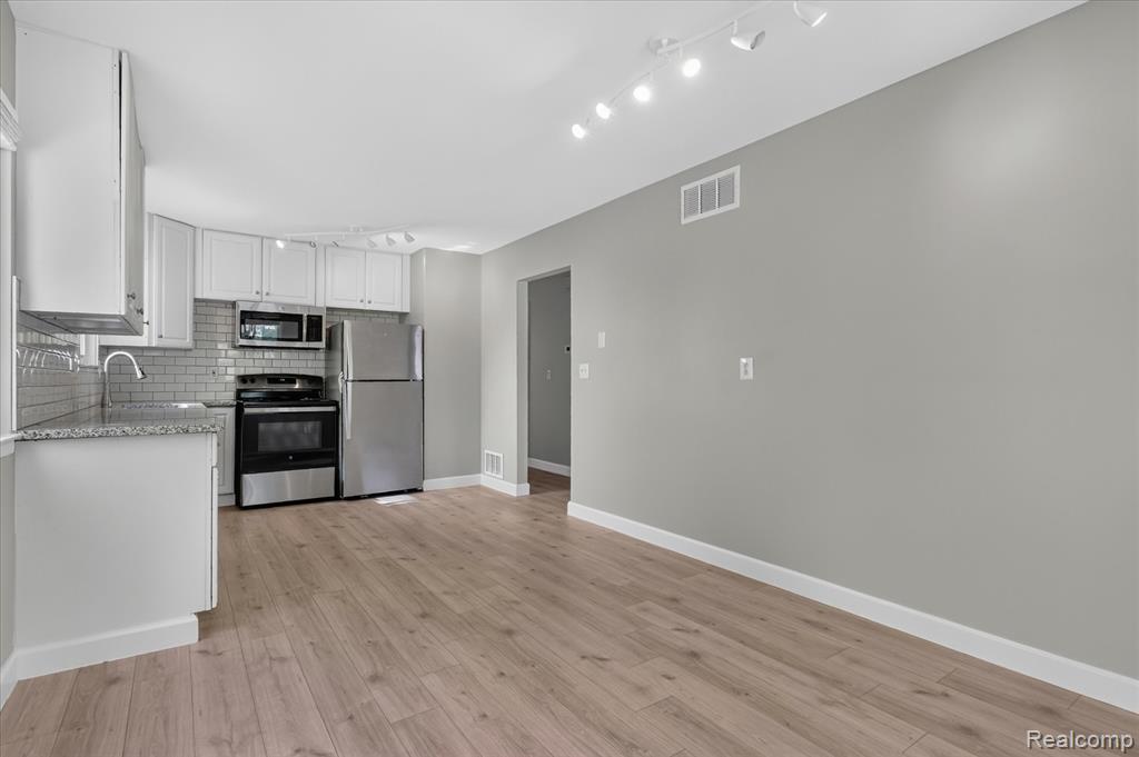 934 Harvard Road Berkley, MI 48072 - Photo 15 of 34 Gallery Image 15